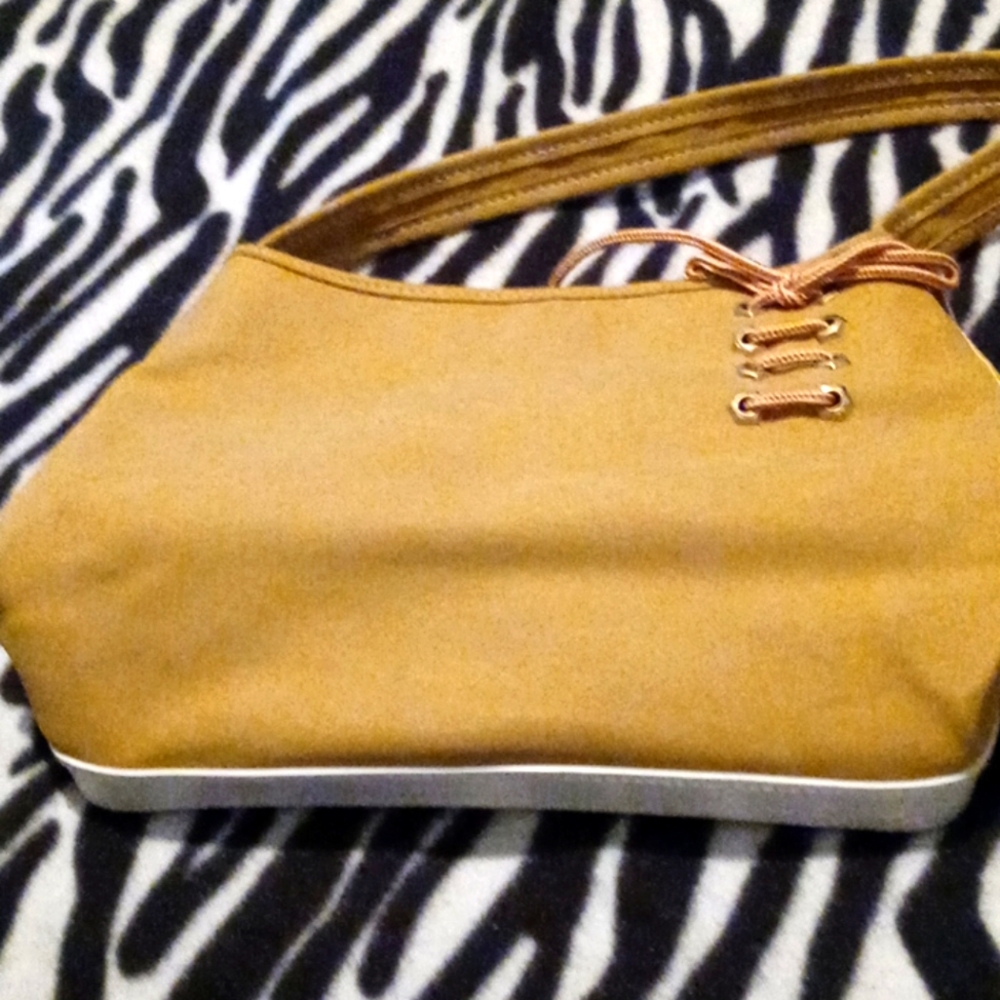💛💛💛 Faux leather tie Bag